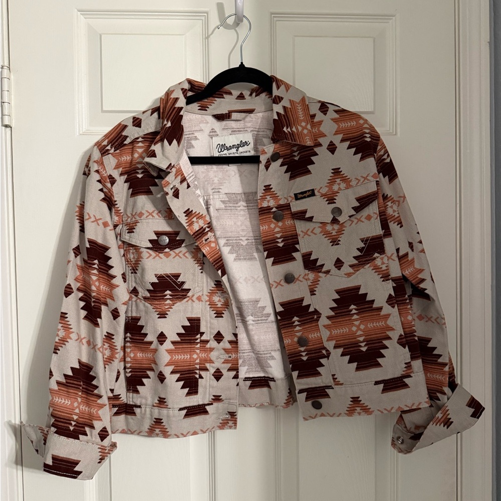 Wrangler Women's Tan and Brown Geometric Jean Jacket